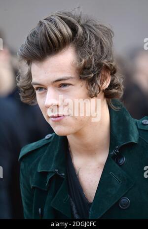 Harry Styles Ankunft bei der Burberry Catwalk Show, Kensington Gardens, London Fashion Week Stockfoto