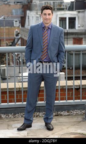 Jason Biggs Teilnahme an einer Fotoserie für Netflix Serie Orange ist das New Black, das Soho Hotel, London. Stockfoto