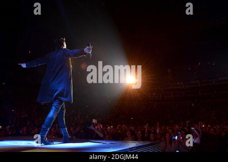 EXKLUSIVE Danny O'Donoghue von The Script live auf der Bühne während des Capital FM Jingle Bell Ball 2014 in der O2 Arena, London Stockfoto