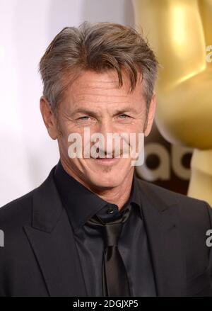 Sean Penn im Pressesaal der 87. Academy Awards, die am 22. Februar 2015 im Dolby Theater in Hollywood, Los Angeles, CA, USA, verliehen wurden. Stockfoto