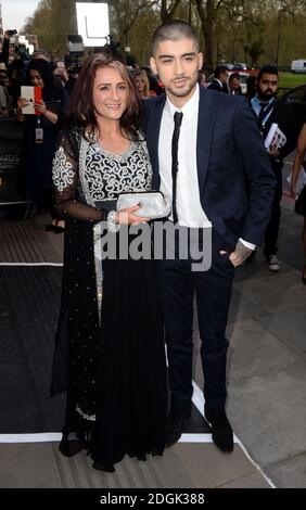 Zayn Malik und Mutter Trisha bei den British Asian Awards 2015 im Grosvenor House Hotel, London. Stockfoto