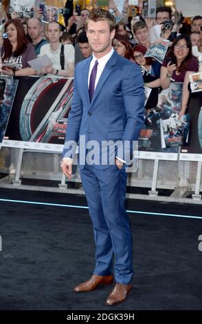 Chris Hemsworth (Thor) bei der europäischen Filmpremiere Marvel Avengers: The Age of Ultron im VUE-Kino in Westfield, London Stockfoto