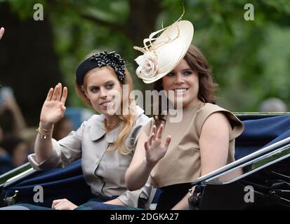 Prinzessin Beatrice und Prinzessin Eugenie besuchen Trooping the Color, um den Geburtstag der Königin zu feiern, The Mall, London Stockfoto