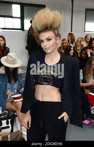 Tallia Storm besucht die Eudon Choi Show im BFS Showspace in London im Rahmen der London Fashion Week Frühjahr/Sommer 2016. Stockfoto