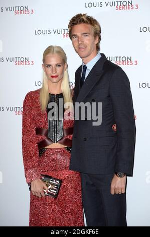 James Cook und Poppy Delevingne bei der Ankunft bei der Louis Vuitton Serie 3 Ausstellungseröffnung, The Strand, London.. Bildnachweis sollte lauten: Doug Peters EMPICS Entertainment Stockfoto