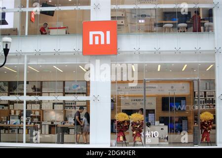 Auf diesem unlokierten und undatierten Foto ist die Fassade eines Gebäudes der Xiaomi Corporation zu sehen, die ein chinesisches multinationales Elektronikunternehmen gegründet hat Stockfoto