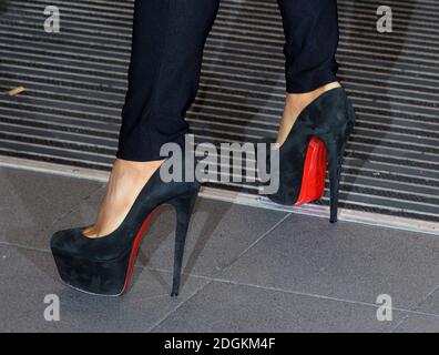 Ariana Grande kommt zu ihrer Promotion-Tour für den Duft ARI von Ariana Grande im Boots Piccadilly Circus, London. Bildnachweis: Doug Peters/EMPICS Entertainment Stockfoto