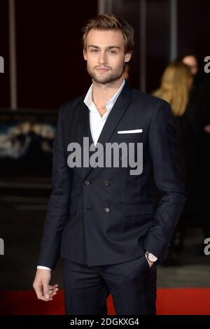 Douglas Booth nimmt an der europäischen Premiere von Pride and Prejudice and Zombies im Vue West End, Leicester Square, London Teil. Stockfoto