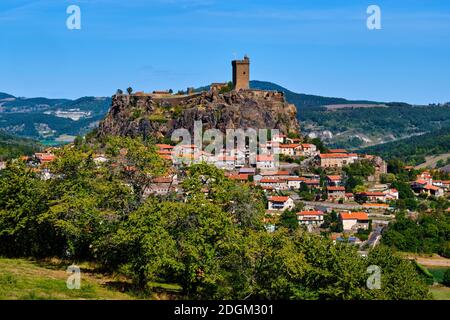 Frankreich, Haute-Loire (43), Polignac, Chateau de Polignac, Festung aus dem elften Jahrhundert auf einem Basaltplateau Stockfoto