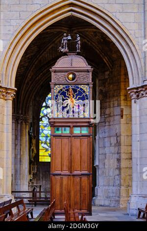 Frankreich, Nièvre (58), Nevers, Saint-Cyr-et-Sainte-Julitte Kathedrale auf dem Weg nach Saint-Jacques de Compostelle, Loire-Tal Stockfoto