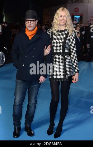 Claudia Schiffer und Matthew Vaughn bei der Europa-Premiere von Eddie The Eagle am Odeon Leicester Square in London. Stockfoto