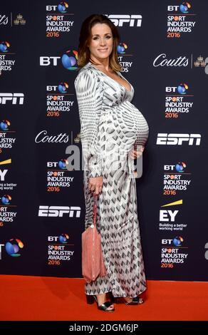 Natalie Pinkham bei den BT Sport Industry Awards 2016, Battersea Park, London. Donnerstag, 28. April 2016. Bildnachweis Doug Peters EMPICS Entertainment Stockfoto