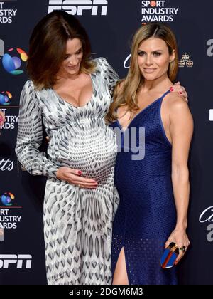 Natalie Pinkham und Zoe Hardman bei den BT Sport Industry Awards 2016, Battersea Park, London. Donnerstag, 28. April 2016. Bildnachweis Doug Peters EMPICS Entertainment Stockfoto