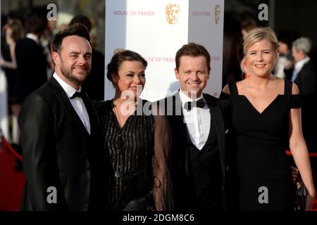 Anthony McPartlin (links), Lisa Armstrong, Declan Donnelly (zweite rechts) und Ali Astall (rechts) bei den House of Fraser BAFTA TV Awards 2016 in der Royal Festival Hall, Southbank, London. Stockfoto