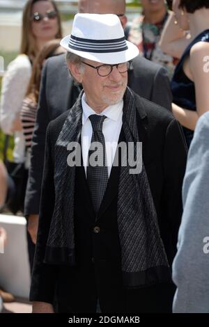 Steven Spielberg bei der BFG Fotocall, die im Palais De Festival stattfand. Teil der 69. Filmfestspiele von Cannes in Frankreich. (Obligatorische Gutschrift: Doug Peters/EMPICS Entertainment) Stockfoto