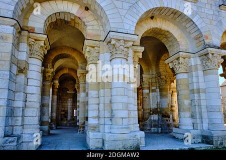 Frankreich, Loiret (45), Loire-Tal UNESCO-Weltkulturerbe, Saint-Benoît-sur-Loire, Benediktinerabtei Saint-Benoît-sur-Loire, Fleury abbe Stockfoto