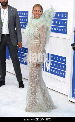 Beyonce Knowles bei der Ankunft bei den MTV Video Music Awards 2016, Madison Square Garden, New York City. Bildnachweis sollte lauten: Doug Peters/EMPICS Entertainment Stockfoto