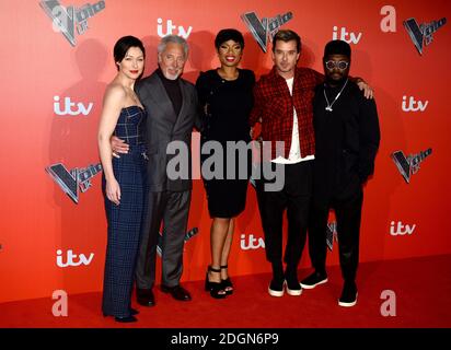 Emma Willis (von links nach rechts), Sir Tom Jones, Jennifer Hudson, Gavin Rossdale und will.i.am nehmen am Voice UK Launch im Millbank Tower, London Teil. Bildnachweis sollte lauten: Doug Peters/EMPICS Entertainment Stockfoto