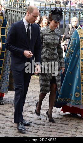Prinz William, der Herzog von Cambridge und Catherine, die Herzogin von Cambridge, die nach dem Terroranschlag auf die Westmisnter Bridge und den Palast von Westminster einen Gottesdienst in der Westminster Abbey in London besuchen. Bildnachweis sollte lauten: Doug Peters/ EMPICS Entertainment Stockfoto