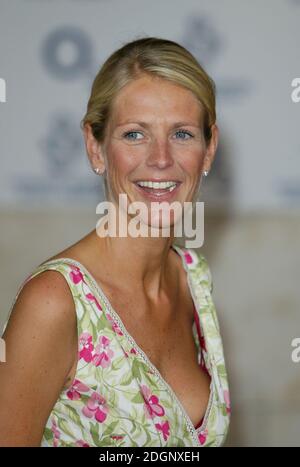 Ulrika Jonsson bei den Norhoff-Robbins Silver Clef Awards im Hotel Inter-Continental. Die 28. Jährlichen Auszeichnungen feiern Songwriting und Performance. Kopfschuss. Â©Doug Peters/allaction.co.uk Stockfoto