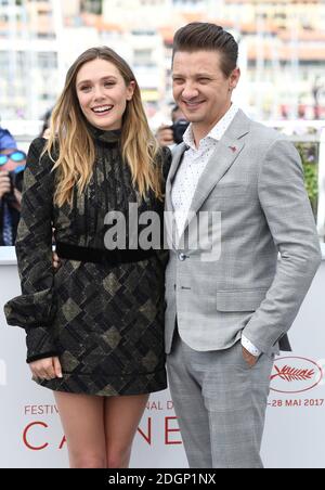 Elizabeth Olsen und Jeremy Renner bei der Fotokalle Wind River im Rahmen des 70. Filmfestivals in Cannes. Bildnachweis sollte lauten: Doug Peters/EMPICS Entertainment Stockfoto