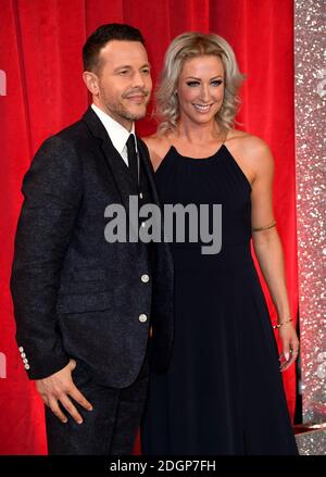 Lee Latchford-Evans und Faye Tozer nehmen an den British Soap Awards 2017 im Lowry Theatre in Salford, Manchester, Teil. Das Copyright für Fotos sollte Doug Peters/EMPICS Entertainment lauten Stockfoto