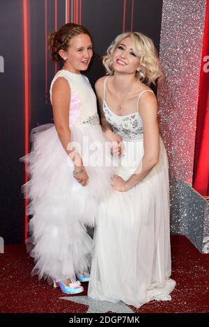 ELA May Demircan und Ashley Slanina Davies nehmen an den British Soap Awards 2017 Teil, die im Lowry Theatre in Salford, Manchester, stattfinden. Das Copyright für Fotos sollte Doug Peters/EMPICS Entertainment lauten Stockfoto