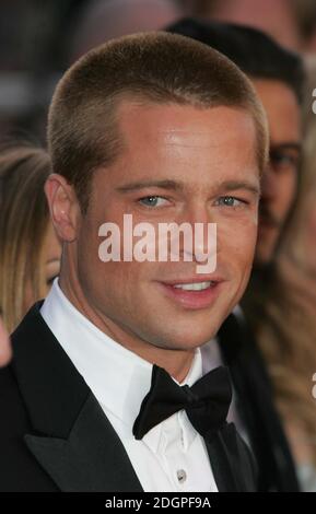 Brad Pitt bei der Galavorführung seines Films Troy bei den Filmfestspielen in Cannes. Stockfoto