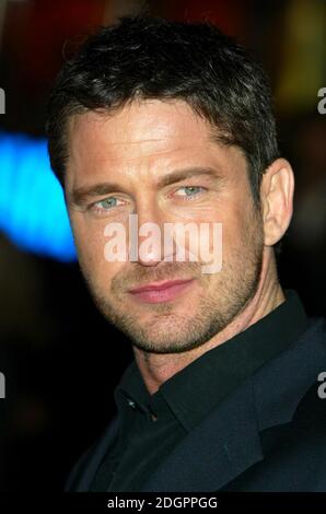 Gerard Butler bei der Weltpremiere von Andrew Lloyd Webbers The Phantom of the Opera, Leicester Square, London. Doug Peters/allactiondigital.com Stockfoto