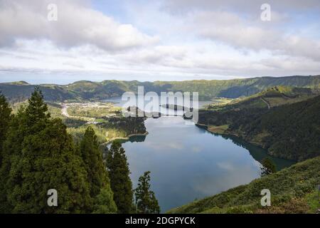 Lake Lagoa das Sete Cidades, Sao Miguel Island, Azoren Stockfoto