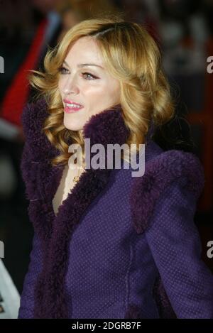 Madonna bei der Filmpremiere von Harry Potter und der Feuerkelch, Leicester Square, London. Doug Peters/allactiondigital.com Stockfoto