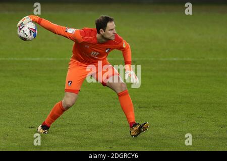 Swansea, Großbritannien. Dezember 2020. Asmir Begovic, der Torhüter des AFC Bournemouth in Aktion. EFL Skybet Championship match, Swansea City gegen AFC Bournemouth im Liberty Stadium in Swansea am Dienstag, den 8. Dezember 2020. Dieses Bild darf nur für redaktionelle Zwecke verwendet werden. Nur redaktionelle Verwendung, Lizenz für kommerzielle Nutzung erforderlich. Keine Verwendung in Wetten, Spiele oder ein einzelner Club / Liga / Spieler Publikationen. PIC von Andrew Orchard / Alamy Live News Stockfoto