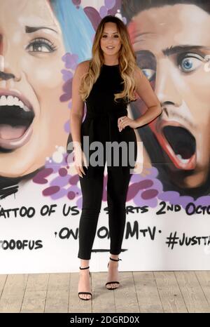 Gastgeber Charlotte Crosby Teilnahme an der Just Tattoo of US Serie 2 Fotozelle in einem Pop-op Tattoo Salon in Camden, London. Bildnachweis sollte lauten: Doug Peters/EMPICS Entertainment Stockfoto