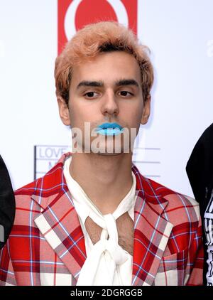 Nico vom HMLTD bei den Q Awards in Zusammenarbeit mit Absolute Radio im Camden Roundhouse, London. Bildnachweis sollte lauten: Doug Peters/EMPICS Entertainment Stockfoto