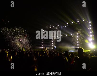 Ed Sheeran auf der Bühne während des zweiten Tages des Capital's Jingle Bell Ball 2017 mit Coca-Cola in der O2 Arena, London. Stockfoto