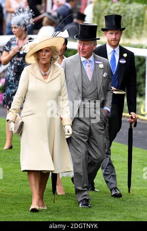 Die Herzogin von Cornwall, der Prinz von Wales und der Herzog von Sussex während des ersten Tages von Royal Ascot auf Ascot Racecourse Stockfoto