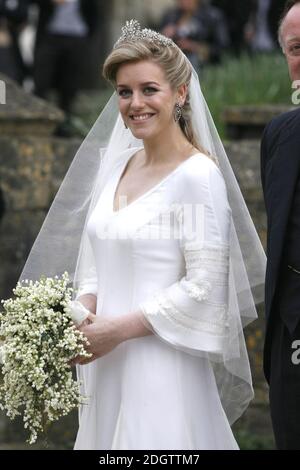 Laura Parker Bowles kommt in der St. Cyriac's Church an. Stockfoto