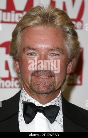 Noel Edmonds nimmt an den TV Quick und TV Choice Awards 2006 Teil, Dorchester Hotel, London. Stockfoto