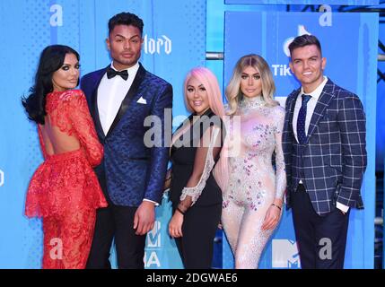 Abbie Holborn, Nathan Henry, Sophie Kasaei, Chloe Ferry und Sam Gowland von Geordie Shore bei den MTV Europe Music Awards 2018 im Bilbao Exhibition Centre, Spanien. Bildnachweis sollte lauten: Doug Peters/EMPICS Stockfoto