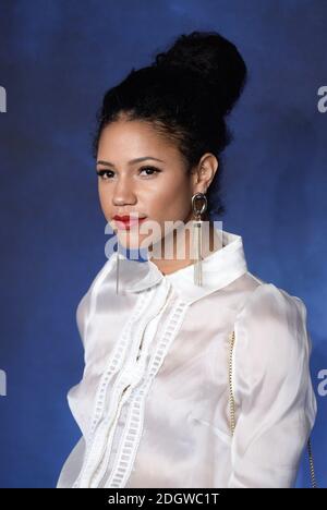 Vick Hope Teilnahme an den Fantastic Beasts: The Crimes of Grindelwald UK Premiere am Leicester Square, London. Bildnachweis sollte lauten: Doug Peters/EMPICS Stockfoto