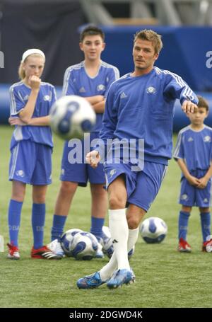 David Beckham präsentiert sein neues Buch "Making IT Real" an der David Beckham Academy in Greenwich, London. Stockfoto