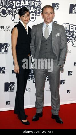 Daniel Craig und Gast bei den MTV Europe Music Awards 2006 in Kopenhagen, Dänemark. Stockfoto