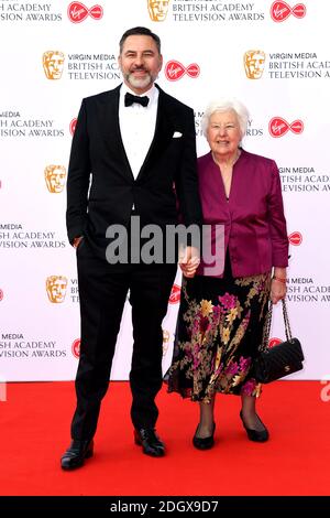 David Walliams und Kathleen Williams bei den Virgin Media BAFTA TV Awards in der Royal Festival Hall in London. Bildnachweis sollte lauten: Doug Peters/EMPICS Stockfoto