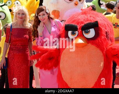 Irma Knol und Sonia Plakidyuk beim Angry Birds Movie 2, Carlton Hotel Pier, Cannes. Teil des Festival du Film 72. Bildnachweis sollte lauten: Doug Peters/EMPICS Stockfoto