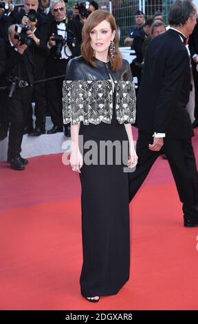 Julianne Moore bei der Gala-Vorführung von Les Miserables, dem Palais des Festivals, während der 72. Filmfestspiele von Cannes. Bildnachweis sollte lauten: Doug Peters/EMPICS Stockfoto