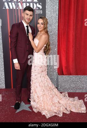 Stephanie Davis und Owen Warner bei den British Soap Awards 2019 im Lowry, Manchester. Bildnachweis sollte lauten: Doug Peters/EMPICS Stockfoto