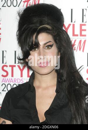 Amy Winehouse kommt bei den Elle Style Awards 2007, dem Camden Roundhouse, London, an. Stockfoto