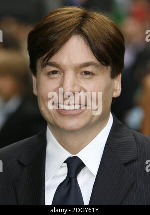 Mike Myers bei der britischen Premiere von Shrek 3, Odeon Cinema, Leicester Square, London. Stockfoto