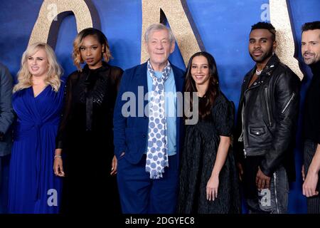 Rebel Wilson, Jennifer Hudson, Sir Ian McKellen, Francesca Hayward und Jason Derulo bei der Fotoserie Cats im Corinthia Hotel, London Stockfoto