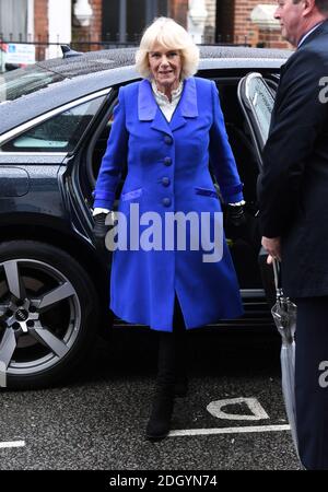 Die Herzogin von Cornwall besucht das Kiln Theatre, Kilburn, London. Bildnachweis sollte lauten: Doug Peters/EMPICS Stockfoto